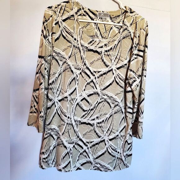 JM Collection Slinky Patterned Top, L - Picture 4 of 5